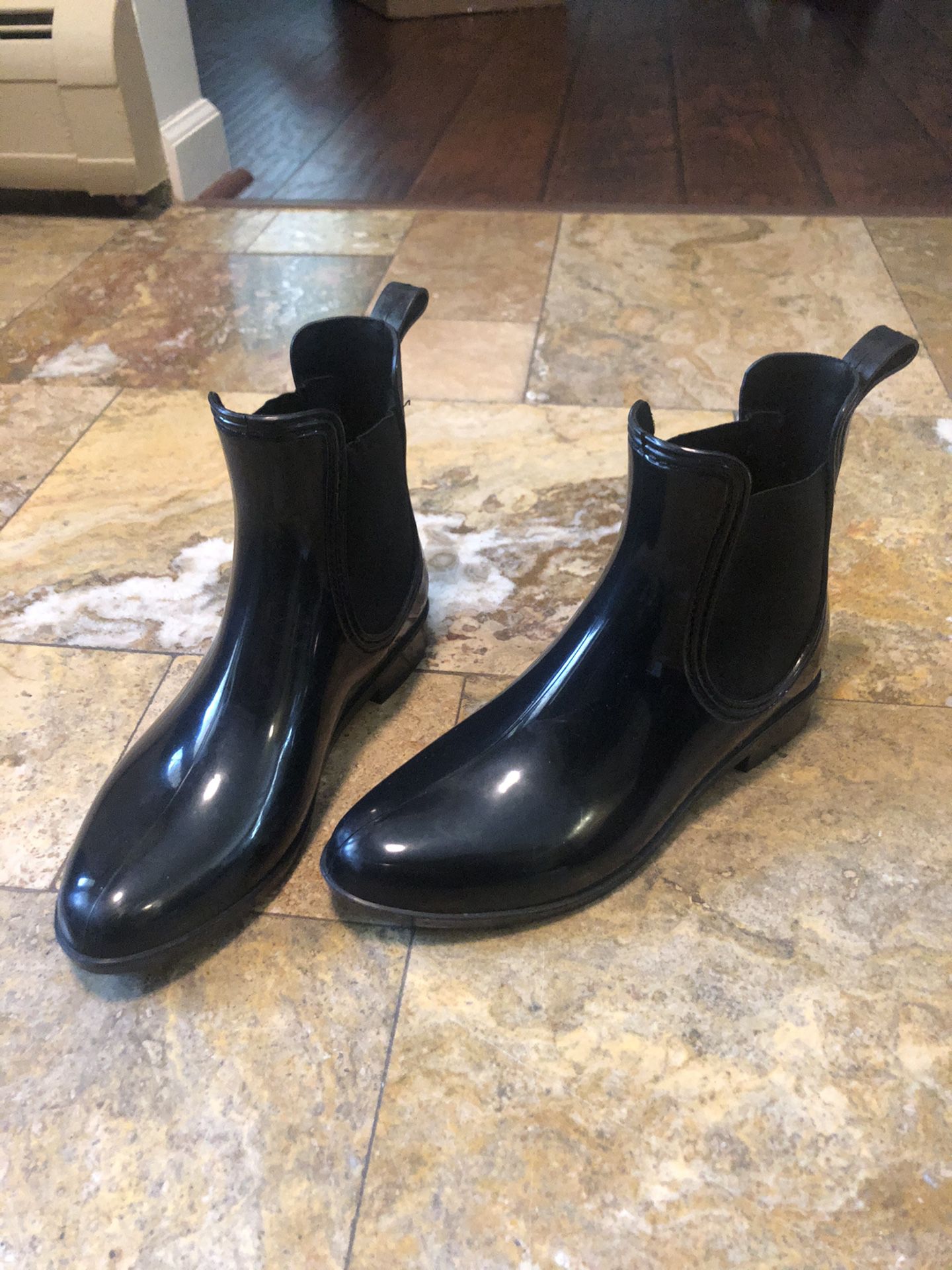 Women rain boots