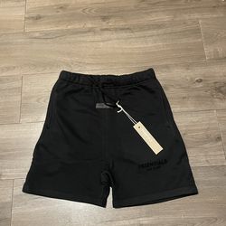ESSENTIALS SHORTS⁉️
