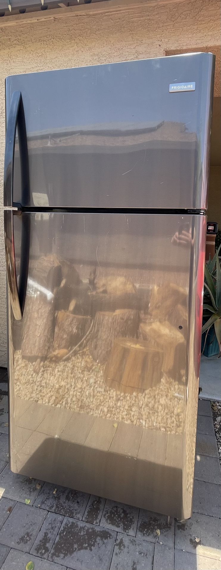 Refrigerator