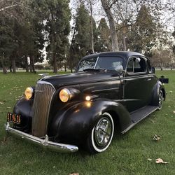 1937 Chevrolet Sport Coupe 