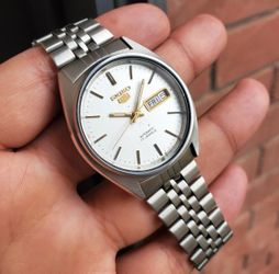 Seiko SKXM15 1987 White Smooth Sunburst Dial Retro Rare Vintage Automatic JDM