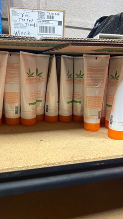 Hempz Shampoo Unopened (100 bottles)