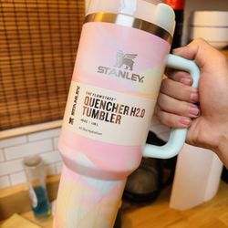 New Stanley 40oz Cup 
