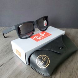 New RayBans - Box, Pouch Cloth All Included 
