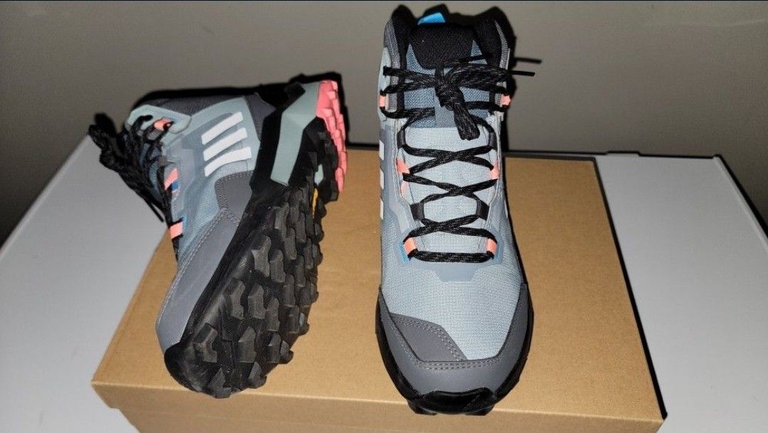 adidas Terrex AX4