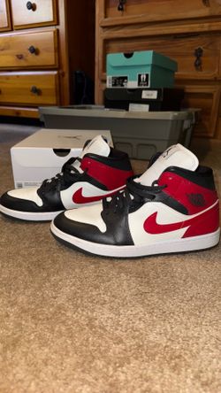 Jordan 1 Mid Red/White/Black