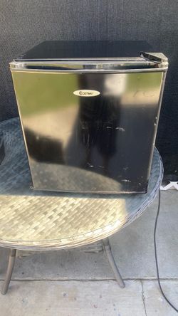 Costway Mini Fridge Compact Refrigerator