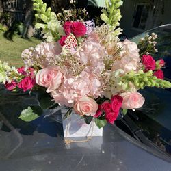 Mother’s Day Purses Flower  arrangements 