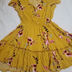 Sunday Mi Amor Yellow Floral Dress