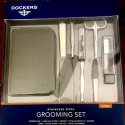 New In Box , Dockers 9 Piece Grooming Set