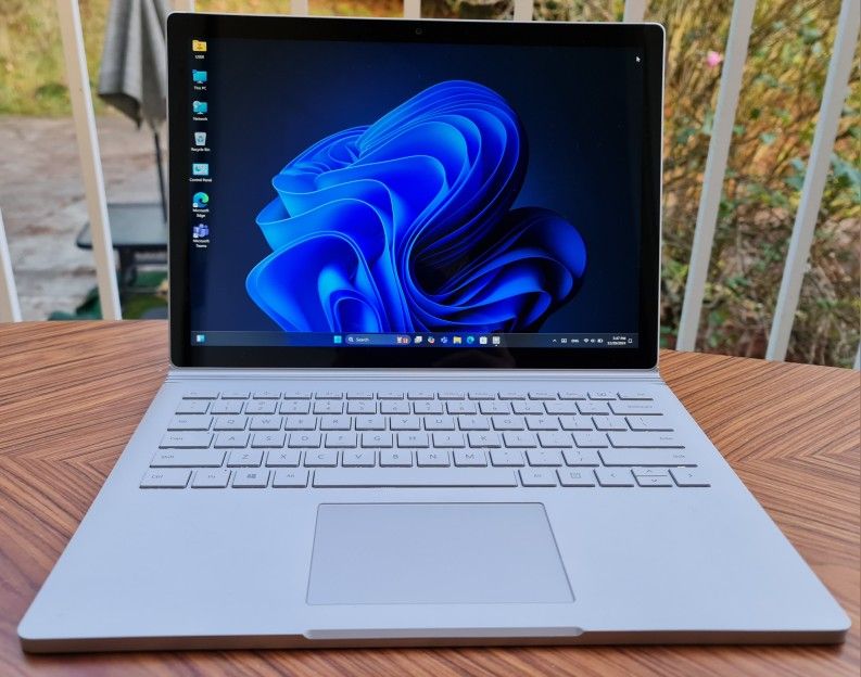Surface Book 3 / Microsoft Surface Book 3 Laptop