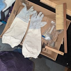 Bee Keeping Supplies 