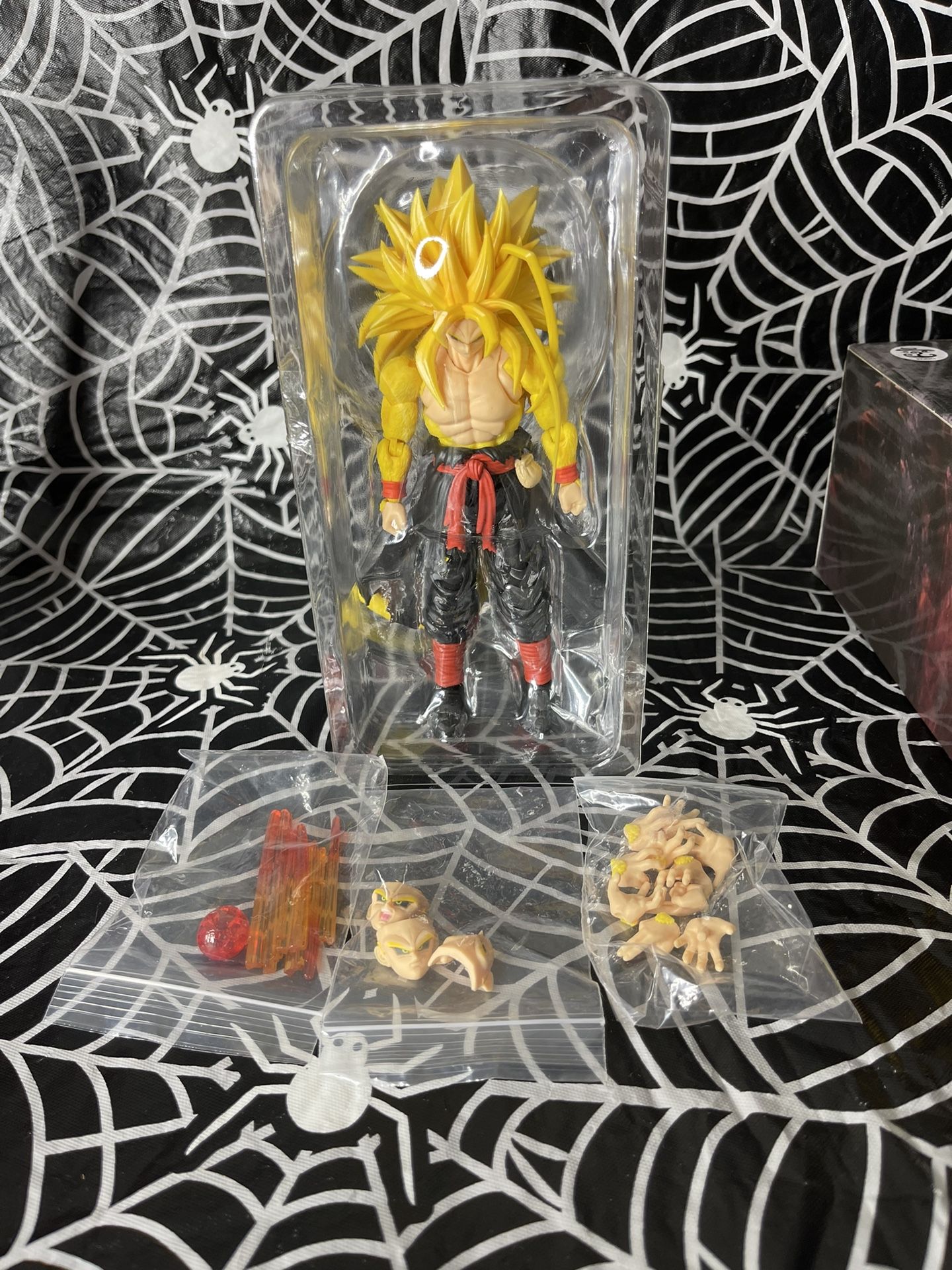 Dragon Ball Figure, Ssj5 Goku for Sale in Tulare, CA - OfferUp