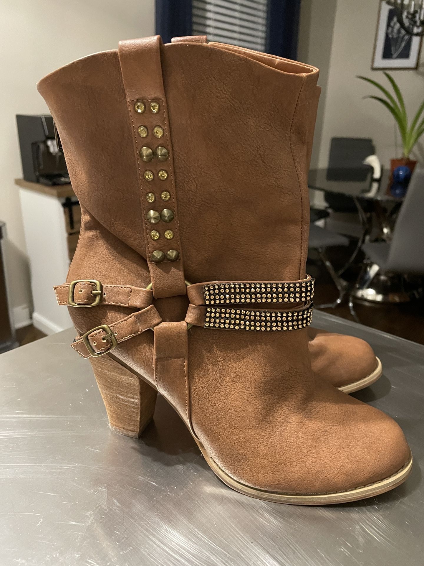 Cowboy Boots Women’s 8.5