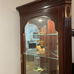 Vintage Furniture Corner Curio Great Condition Corner Cabinet