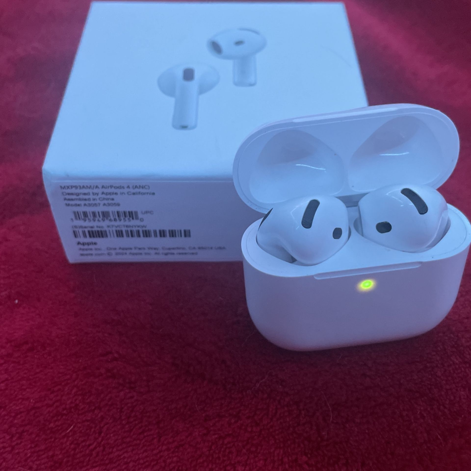 Apple AirPod 4’s