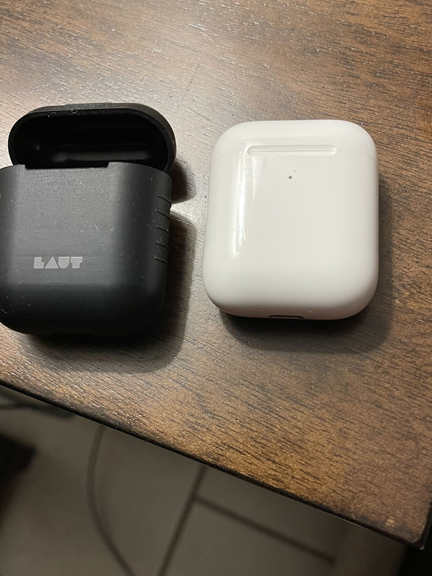 Apple AirPods