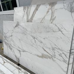 Porcelain And Courts Countertops