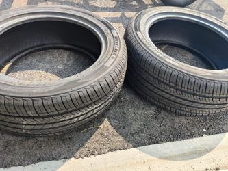 Two Tires EXCELLENT CONDITION 18" 245 50 18 All Season