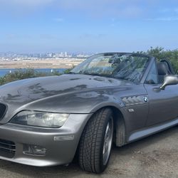 2001 BMW Z3 Roadster 3.0 - 5 Speed Manual - Sterling Gray