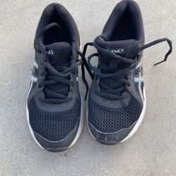 ASICS Sneakers Size 4.5US