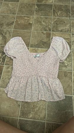 hollister top