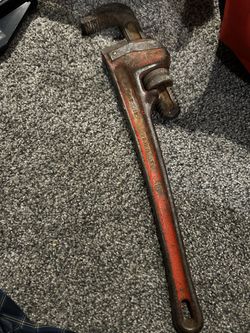 Pipe Wrench