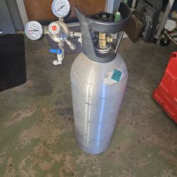 20#carbon dioxide tank and gauges