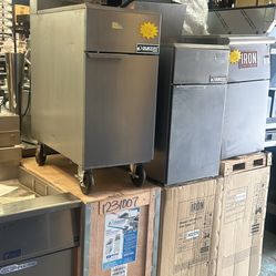 Dukers Natural Has Fryer