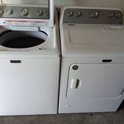 Maytag Bravos High Efficiency Heavy Duty Gas Dryer And Washer Set (3 Months Warranty)