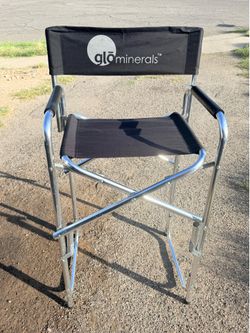 Makeup chair