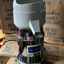 Sunkist J1 Commercial Juicer