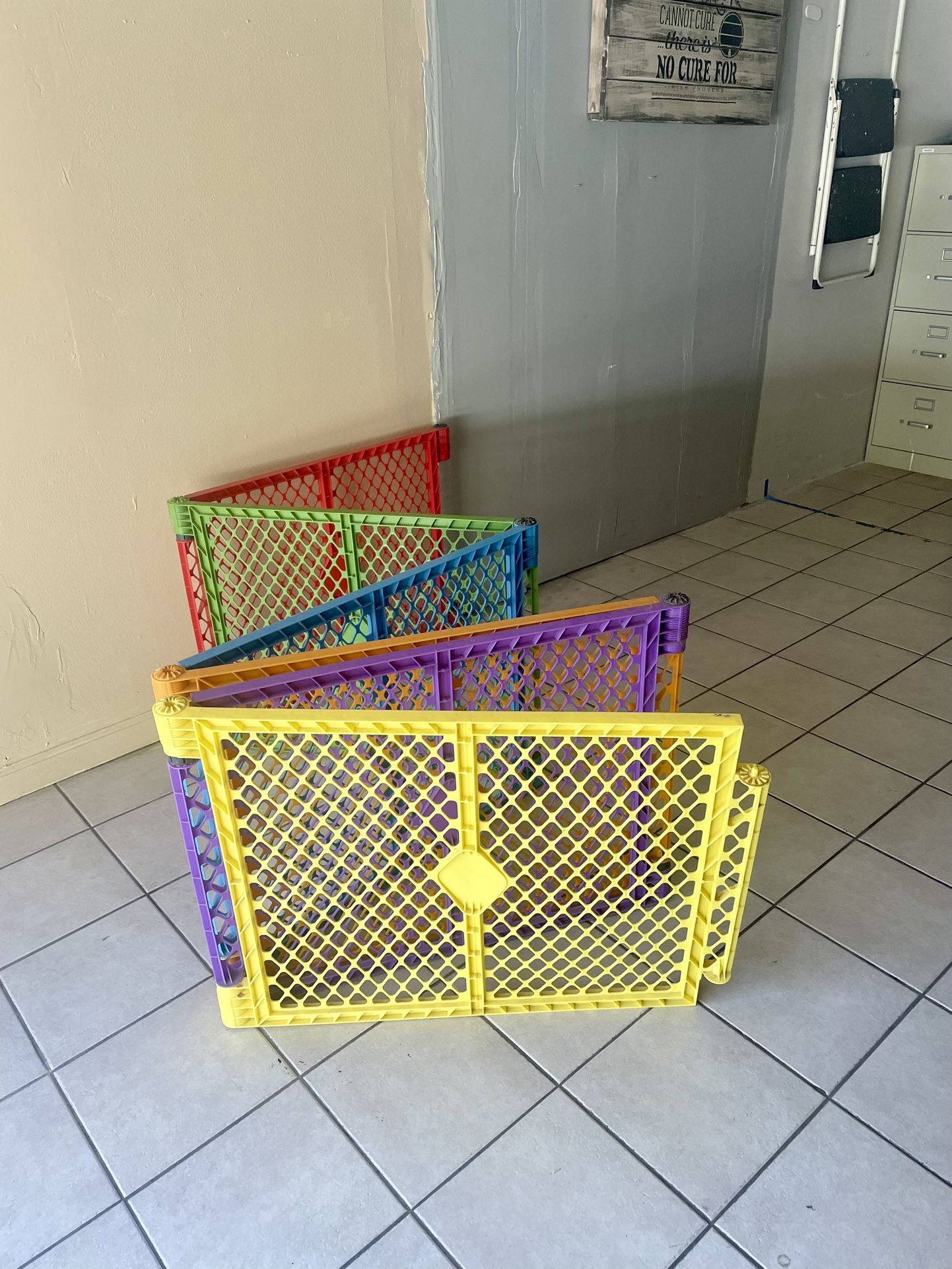 Baby/pet gate