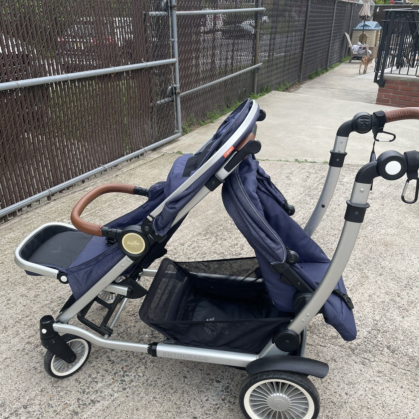 Baby Entourage Stroller By Austlen For Newborn And Toddler Rent