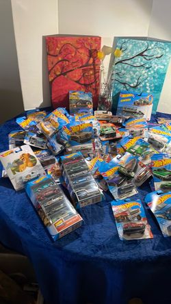 Hot Wheels & Matchbox Die-Cast Car Lot