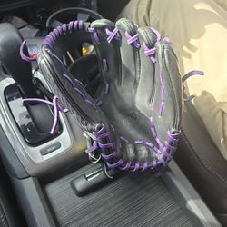 Outfield Baseball Glove