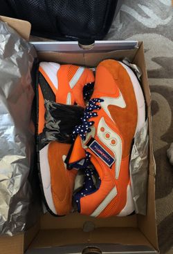 Dead stock brand new extra butter x saucony collaboration sz 12