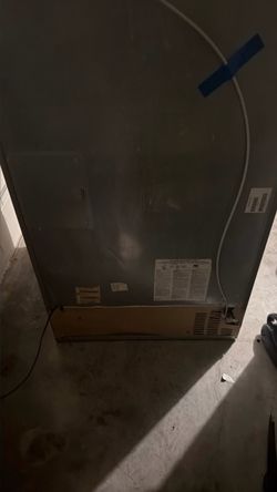 Refrigerator –