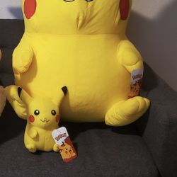 Jumbo Pikachu And Small Pikachu Plush