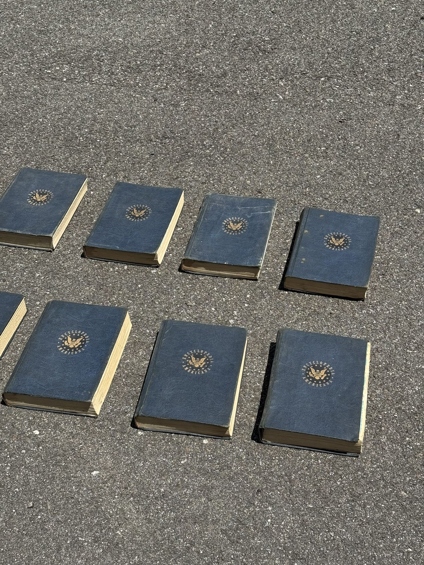 The Encyclopedia Americana vol. 1 3 7 8 12 13 14 21 23 24 27 (1829)