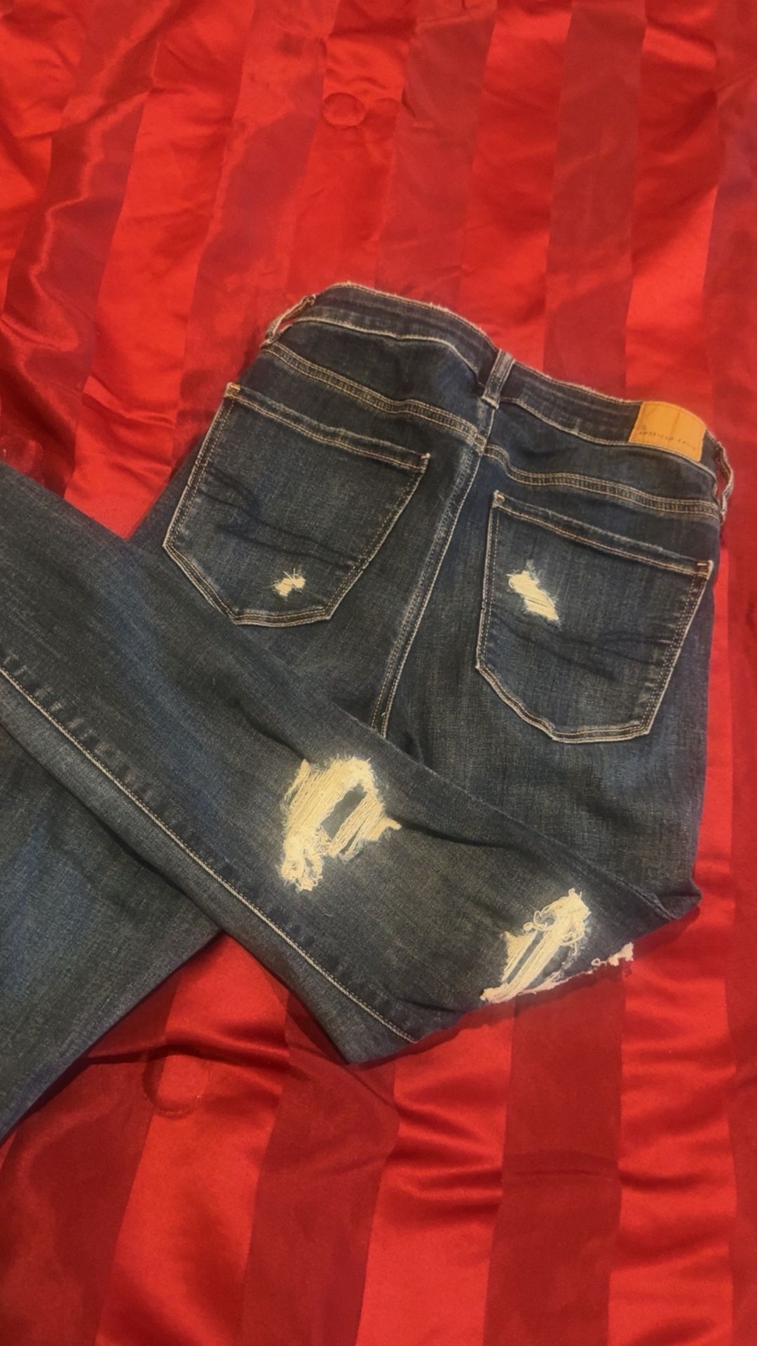 American Eagle Skinny Distressed Jeans 