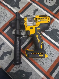 New Dewalt Flexvolt 1/2" hammerdrill, tool only, price firm