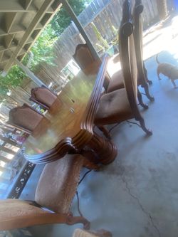Nice 9 piece dining set