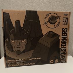 Transformers Generations Selects: Behold Galvatron Unicron Companion Pack - New