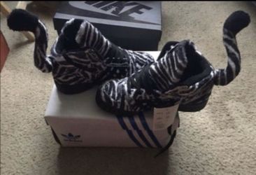 Adidas bear shoes
