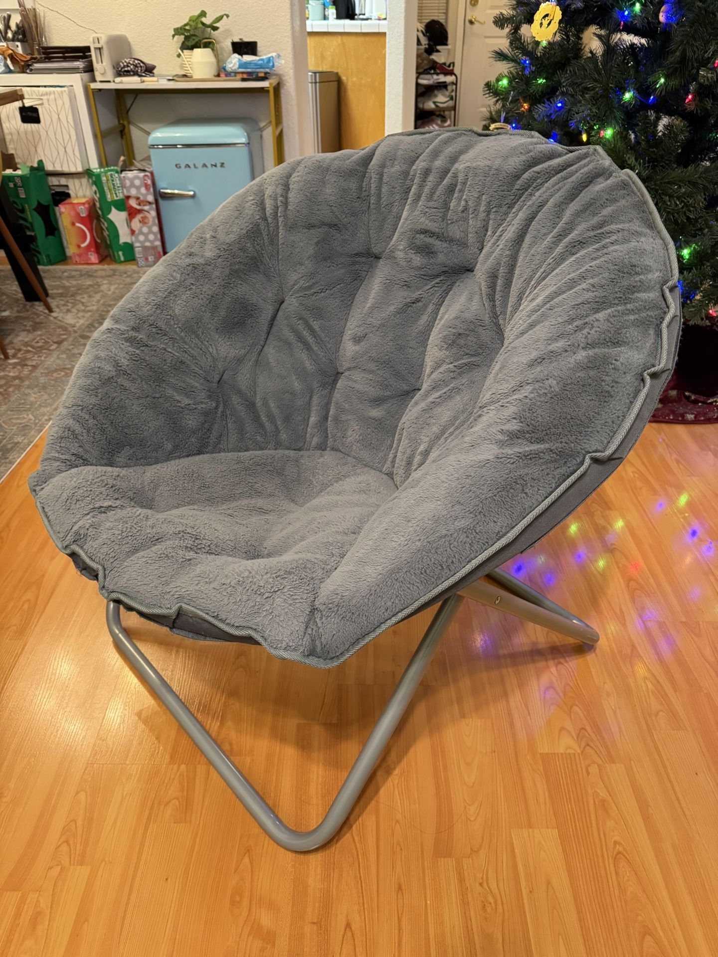 Faux Fur Saucer Shaped Chair with Metal Frame 33”D x 33”W x 32"H