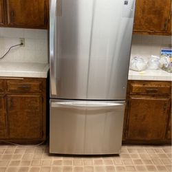 Kenmore Elite Refrigerator/Freezer