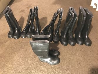 Steel toe rain boots