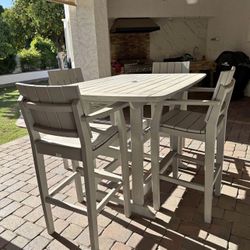 Seaside Casual Bar Set