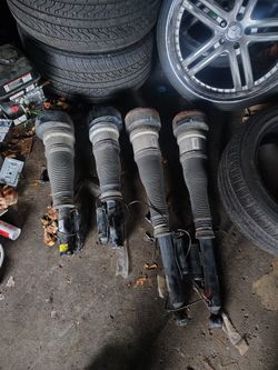 08 S550 Mercedes S550 Air Shocks